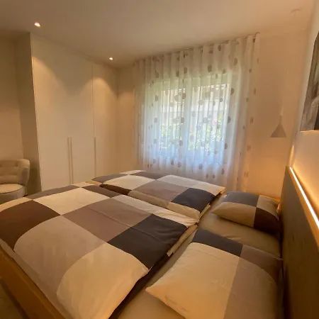 Neu, Zentral, Sonnig, Garage Inklusive Apartman